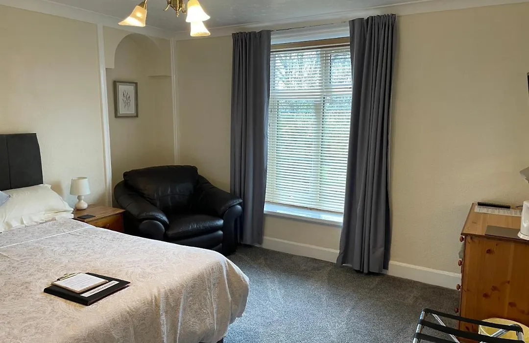 Bron Menai Guest House-1